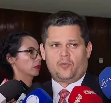 É uma coisa que eu não gostaria de polemizar, diz Alcolumbre sobre denúncia